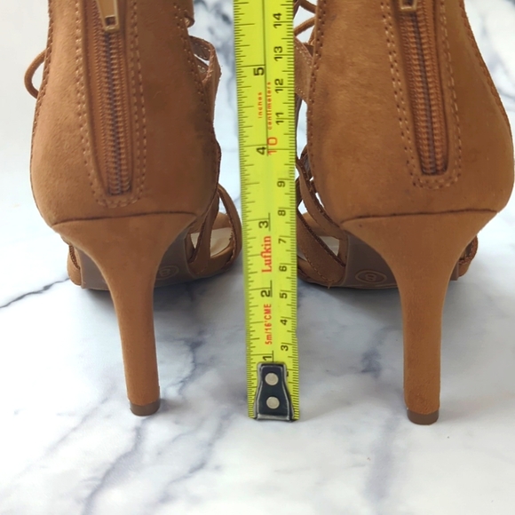 FERGALICIOUS suede heels | size 8 - Picture 8 of 8